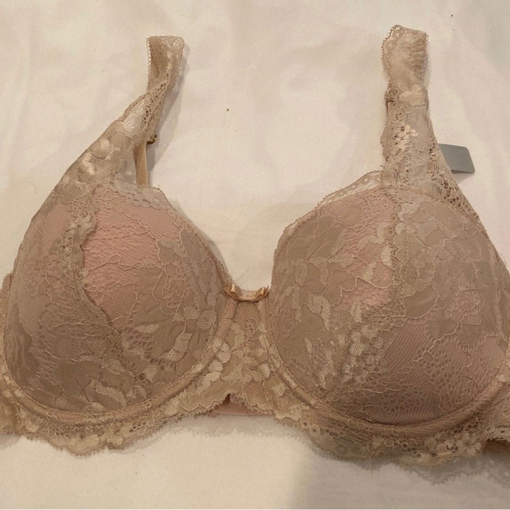 Sophie B. Brassiere